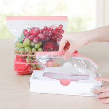 Load image into Gallery viewer, 50 pcs/lot Reclosable Plastic Wrap Zipper Fresh Bags Fridge Freezing Food Storage Bags Preservation Travel Snack Organizer